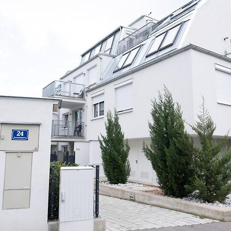 Modern Apartment With Private Balcony Near City Center 维也纳 外观 照片