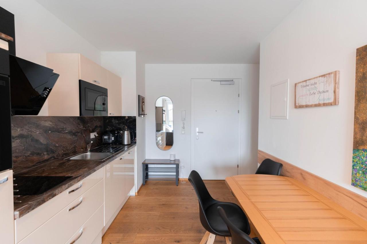 Modern Apartment With Private Balcony Near City Center 维也纳 外观 照片